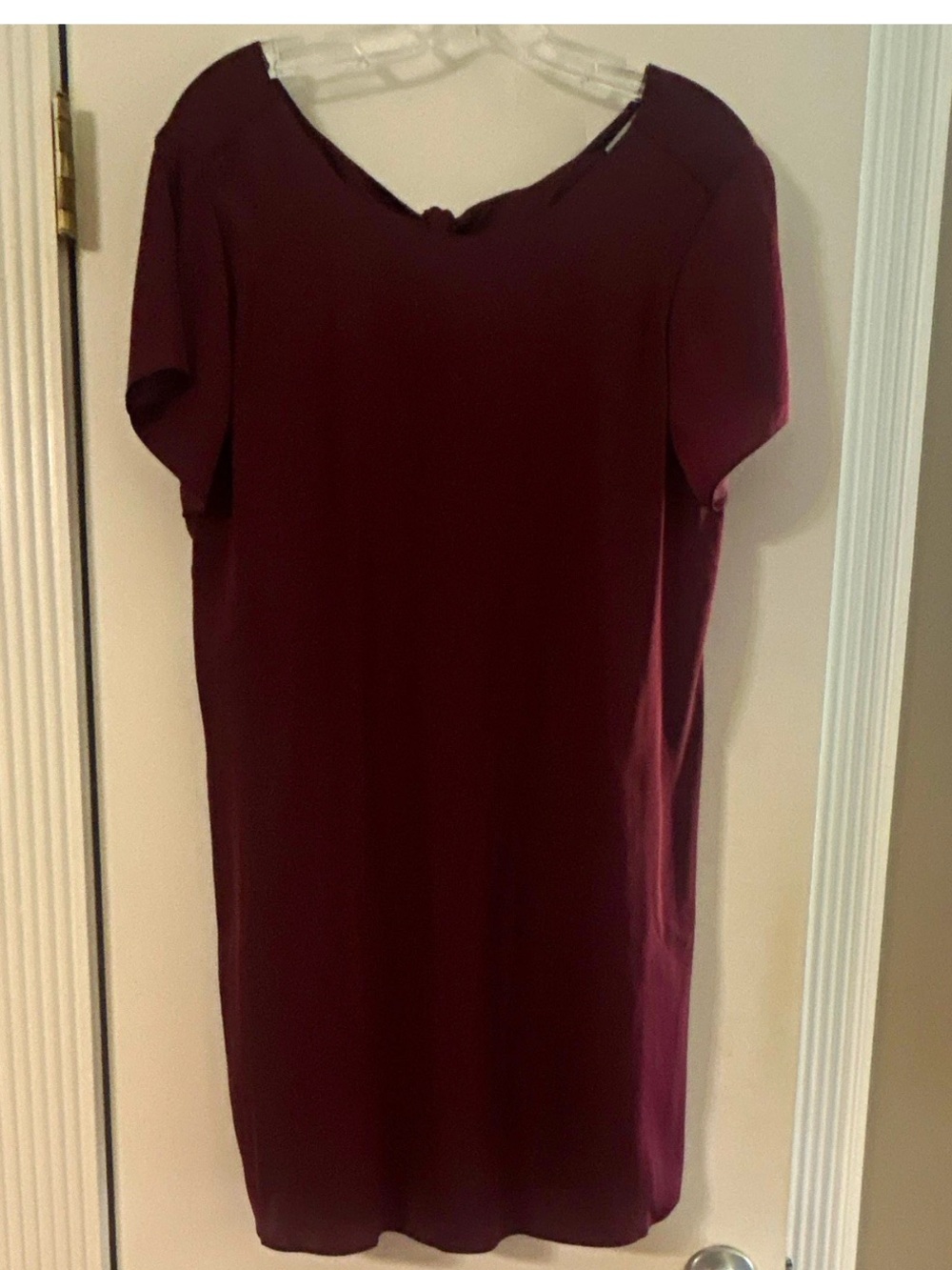 NWT Naked Zebra Burgundy Solid Shift Dress V-Neck Short Sleeve Bow Short Sz L
